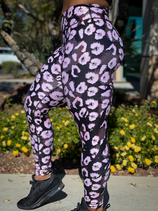 Women's Pink & Black Leopard Leggings